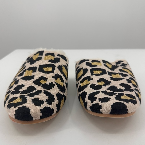 NWT Emilie Leopard Slippers Far Away from Close Animal Womens Medium Large - Picture 3 of 10